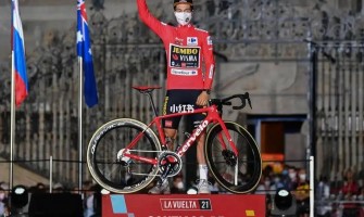 Nejlepší cyklista ve skocích na lyžích Primož Roglič