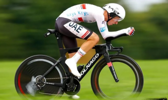 Pogačar získává první titul v roce 2023