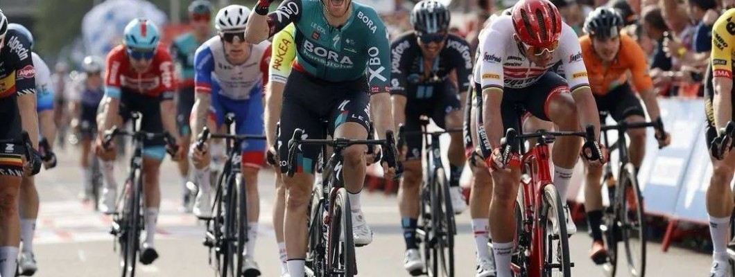 Sam Bennett vyhrál druhou etapu Tour of Spain