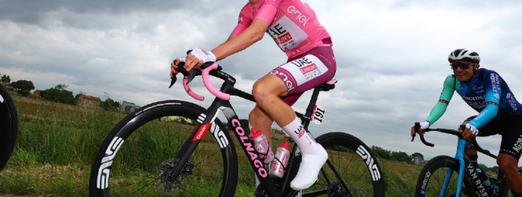 Tadej Pogačar vyhrál první Giro d'Italia v kariéře