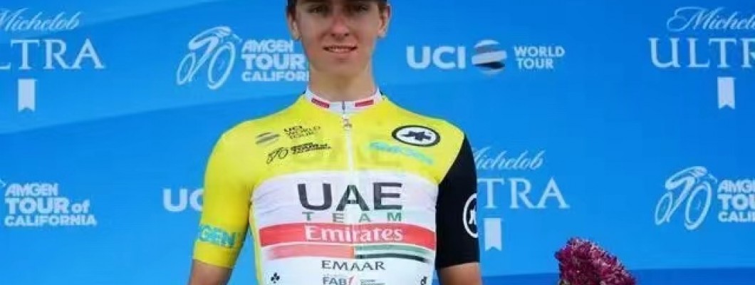 geniální cyklista pogacar